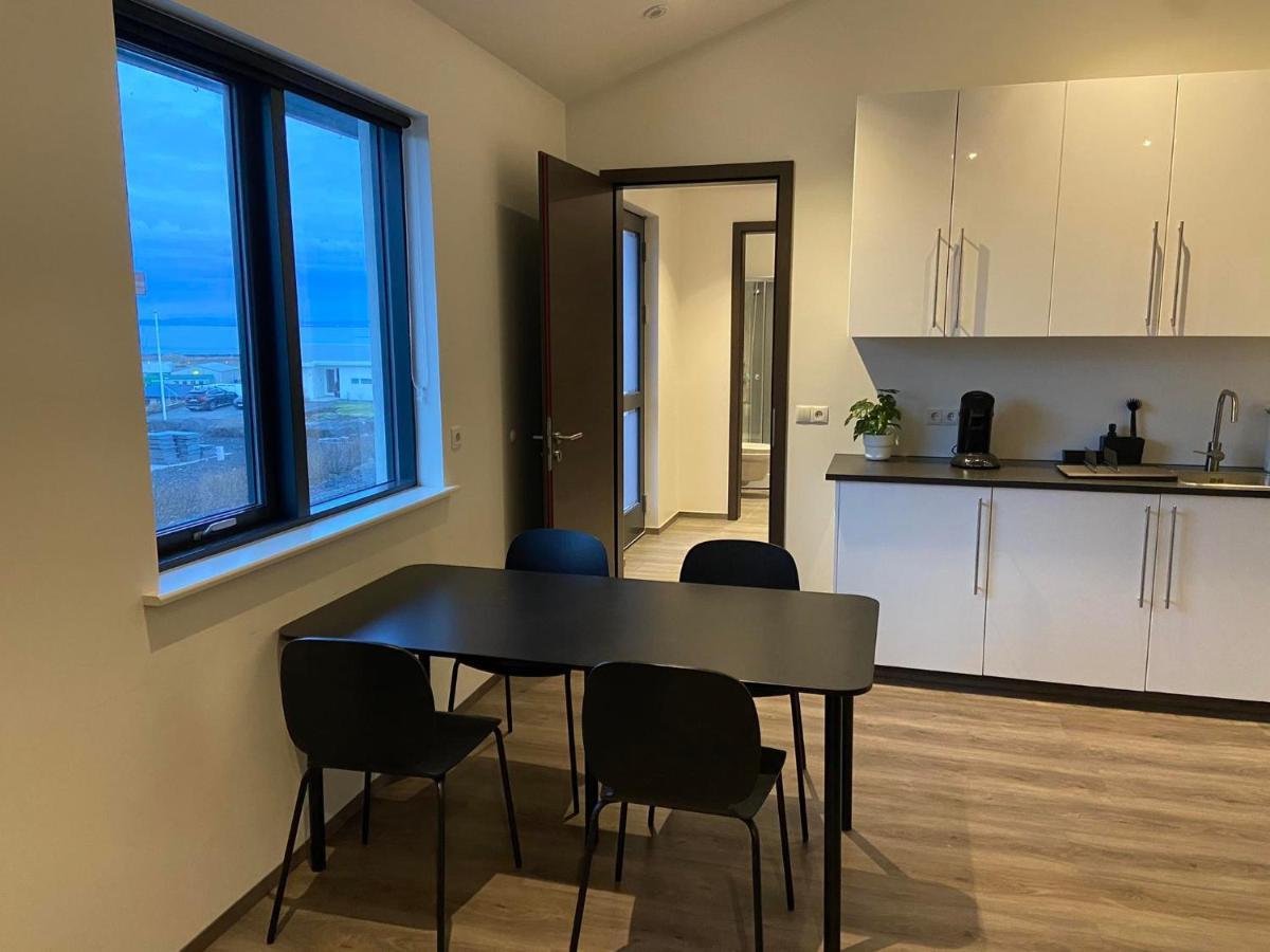 4 Person Room With Private Entrance And Bathroom Keflavík Exterior foto